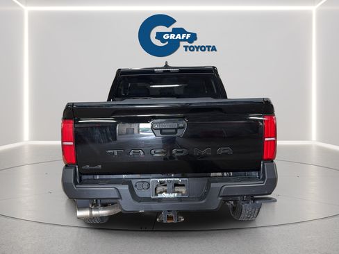 Used 2024 Toyota Tacoma SR AWD/4WD image 6