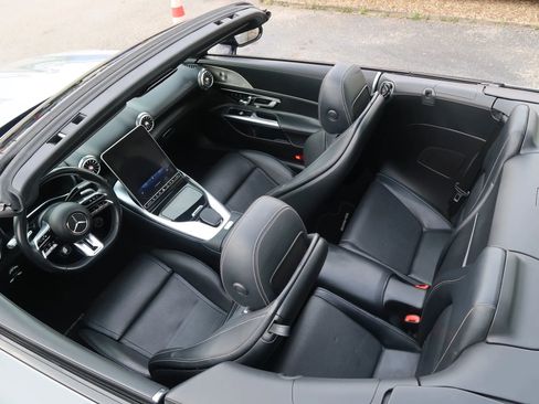 Used 2022 Mercedes-Benz SL 55 AMG 4MATIC image 43