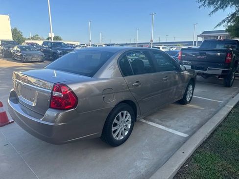 Used 2007 Chevrolet Malibu LT FWD image 3