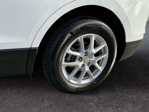 Used 2024 Chevrolet Equinox LT image 10