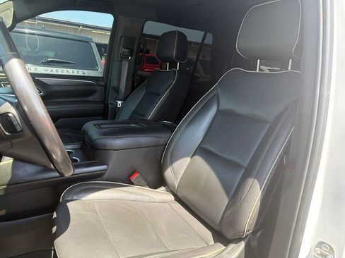 Used 2021 GMC Yukon SLT AWD/4WD image 36