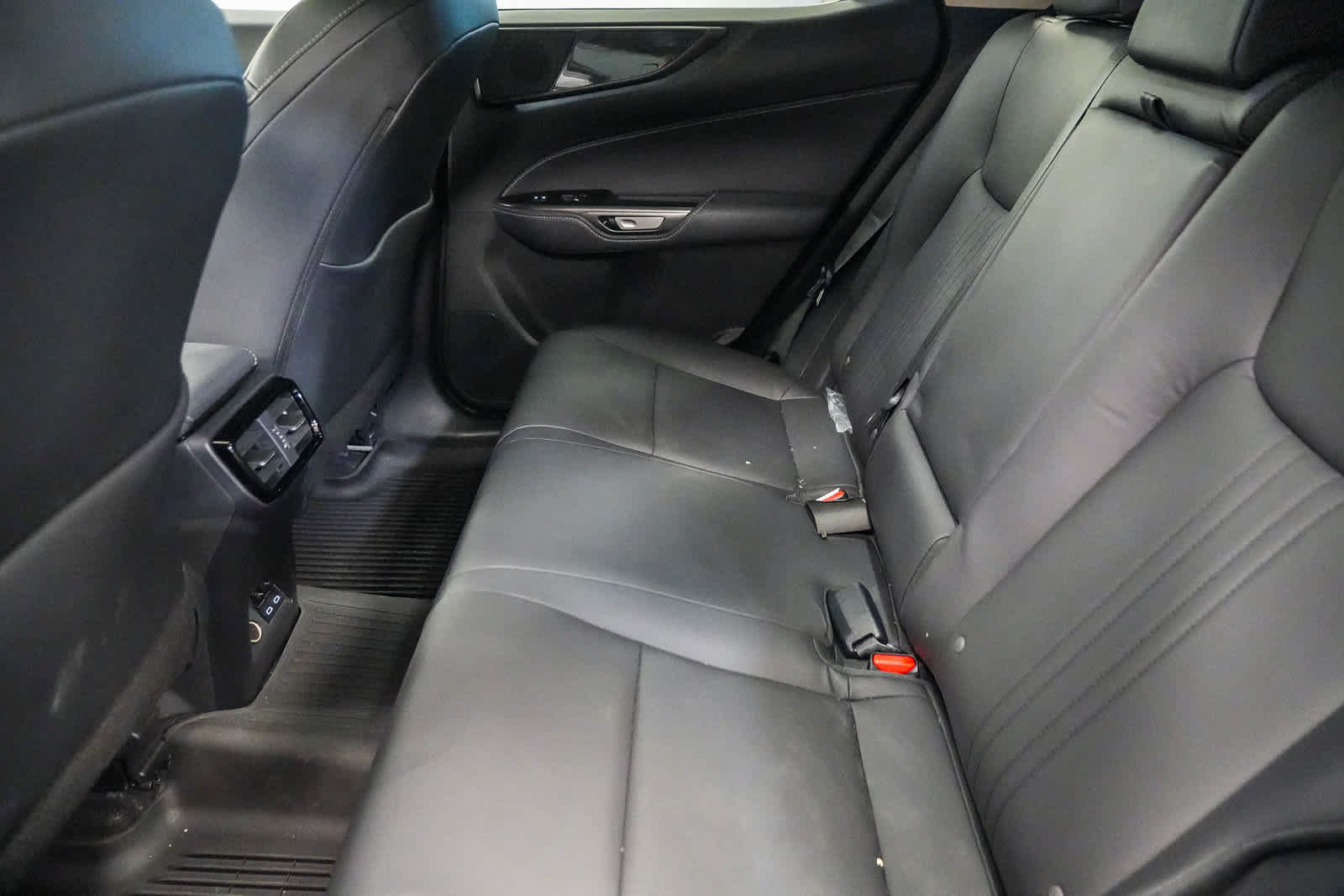 Used 2025 Lexus NX 350 AWD w/ Cold Area Package image 19