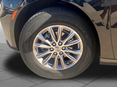 Certified 2023 Buick Enclave Essence AWD/4WD image 10
