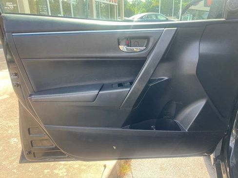 Used 2016 Toyota Corolla S FWD image 7
