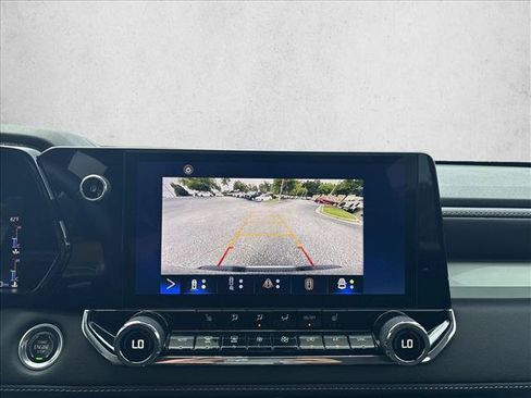 Used 2023 Chevrolet Colorado LT w/ LT Convenience Package II AWD/4WD image 15
