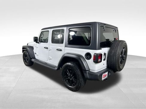 Used 2019 Jeep Wrangler Unlimited Sport AWD/4WD image 4