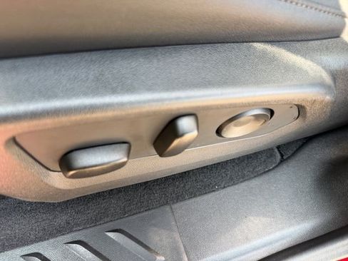 Used 2026 Chevrolet Colorado Trail Boss AWD/4WD image 19