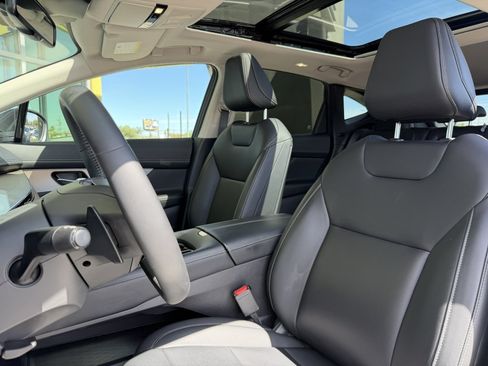 Used 2025 Nissan Murano SL AWD/4WD image 35