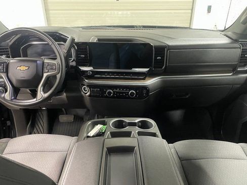 Used 2023 Chevrolet Silverado 1500 LT AWD/4WD image 13