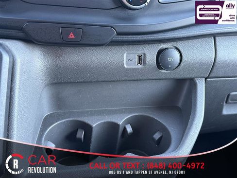 Used 2023 Ford Transit 250 Medium Roof AWD image 19