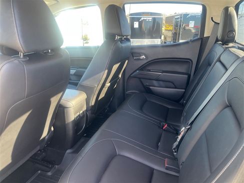 Used 2018 Chevrolet Colorado ZR2 w/ ZR2 Midnight Special Edition image 10