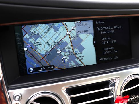 Used 2010 Rolls-Royce Ghost image 20