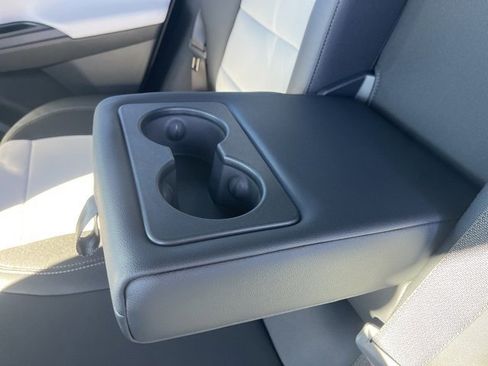 New 2026 Chevrolet Equinox EV LT image 34