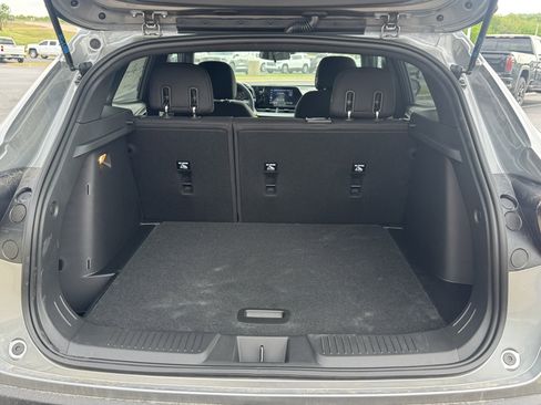 New 2026 Chevrolet Trax RS w/ Driver Confidence Package FWD image 5