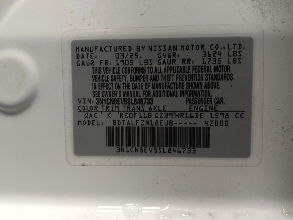 Used 2025 Nissan Versa SV w/ Trunk Package FWD image 29