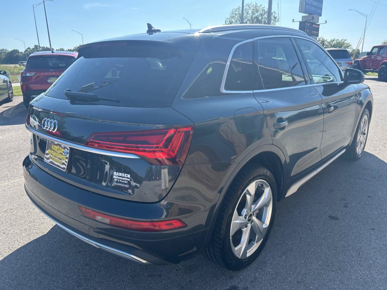 Used 2021 Audi Q5 2.0T Premium Plus w/ Premium Plus Package AWD/4WD image 5