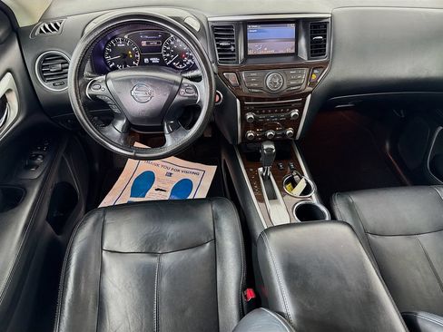 Used 2013 Nissan Pathfinder SL FWD image 28