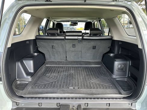 Used 2023 Toyota 4Runner TRD Off-Road Premium w/ Off Road Premium Plus Package AWD/4WD image 26