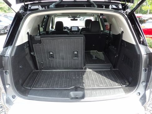 Used 2025 Nissan Pathfinder Platinum w/ Cargo Package AWD/4WD image 28