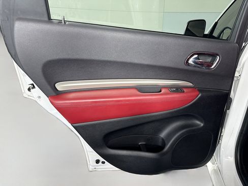 Used 2016 Dodge Durango R/T w/ Trailer Tow Group IV image 26