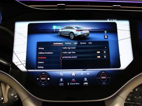 Used 2023 Mercedes-Benz EQS 580 4MATIC Sedan image 29