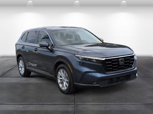 Used 2025 Honda CR-V EX image 2