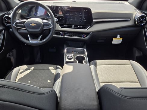 New 2026 Chevrolet Equinox LT w/ Convenience Package II image 7