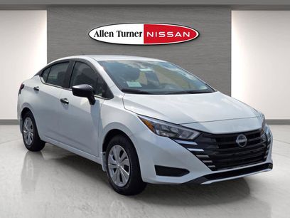 Used 2025 Nissan Versa S w/ Trunk Package