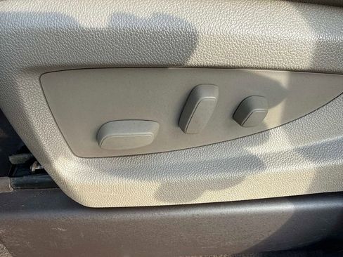 Used 2017 GMC Sierra 1500 SLT image 18