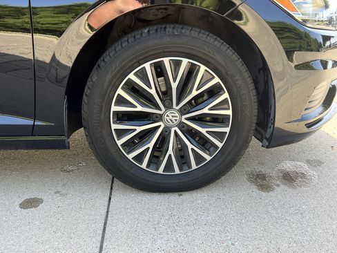 Used 2019 Volkswagen Jetta SE FWD image 11