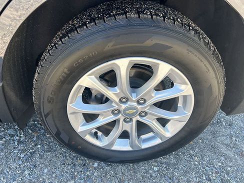 Used 2019 Chevrolet Equinox LS w/ LPO, Floor Liner Package AWD/4WD image 7