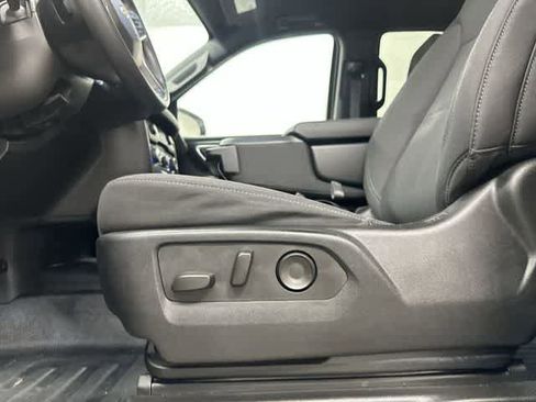 Used 2024 Chevrolet Tahoe 2WD w/ Remote Keyless Entry Package image 25