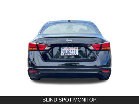 Certified 2025 Nissan Altima 2.5 SV image 9