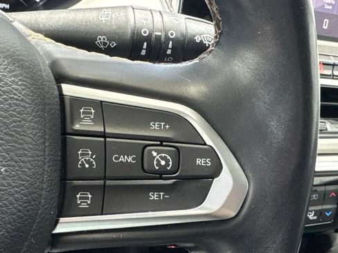 Used 2022 Jeep Compass Limited AWD/4WD image 13