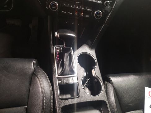 Used 2018 Kia Sportage EX w/ EX Premium Package AWD/4WD image 8