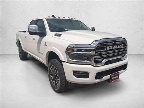 New 2026 RAM 2500 Limited AWD/4WD image 7