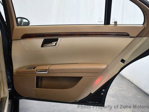 Used 2008 Mercedes-Benz S 550 4MATIC image 18