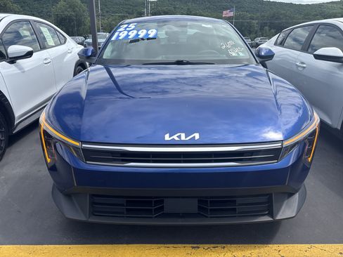 Used 2025 Kia K4 FWD image 5