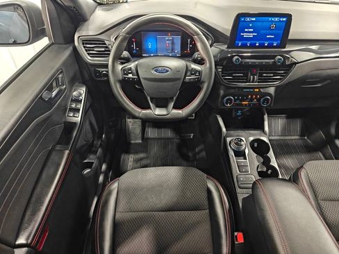 Used 2023 Ford Escape ST-Line AWD/4WD image 4