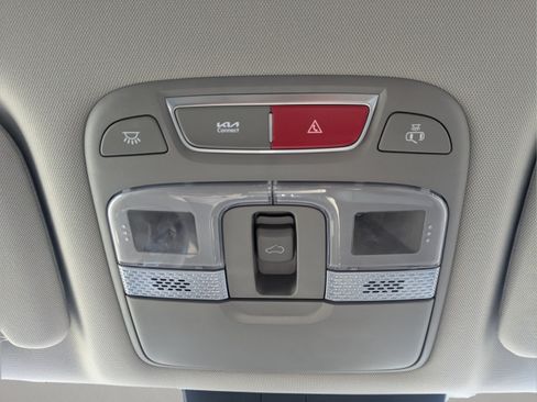 Used 2024 Kia Telluride S w/ S Sunroof Package FWD image 19