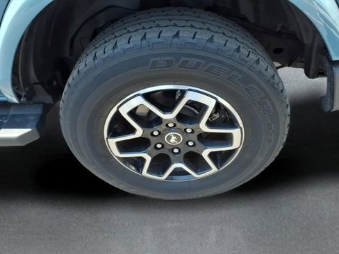 Used 2023 Ford Bronco Outer Banks AWD/4WD image 12