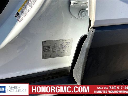 Used 2020 GMC Acadia SLT image 18