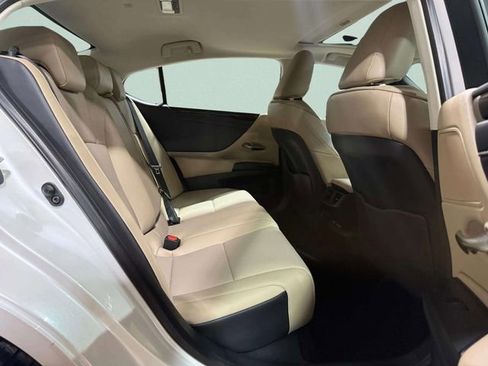 Used 2020 Lexus ES 350 w/ Premium Package image 29