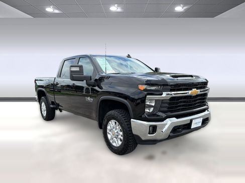 Certified 2024 Chevrolet Silverado 2500 LT w/ Texas Edition AWD/4WD image 6