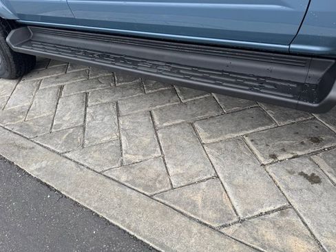 Used 2025 Ford Bronco Outer Banks image 6