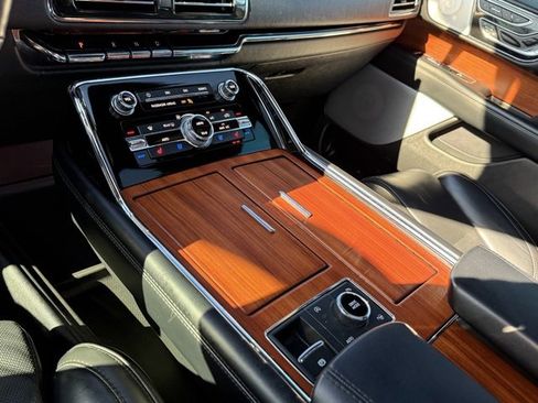 Used 2019 Lincoln Navigator Reserve w/ Cargo Package image 24