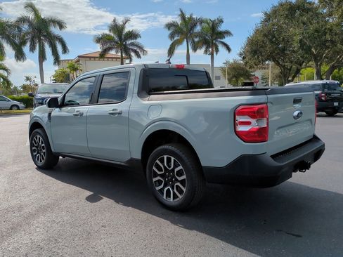 Certified 2022 Ford Maverick Lariat image 7