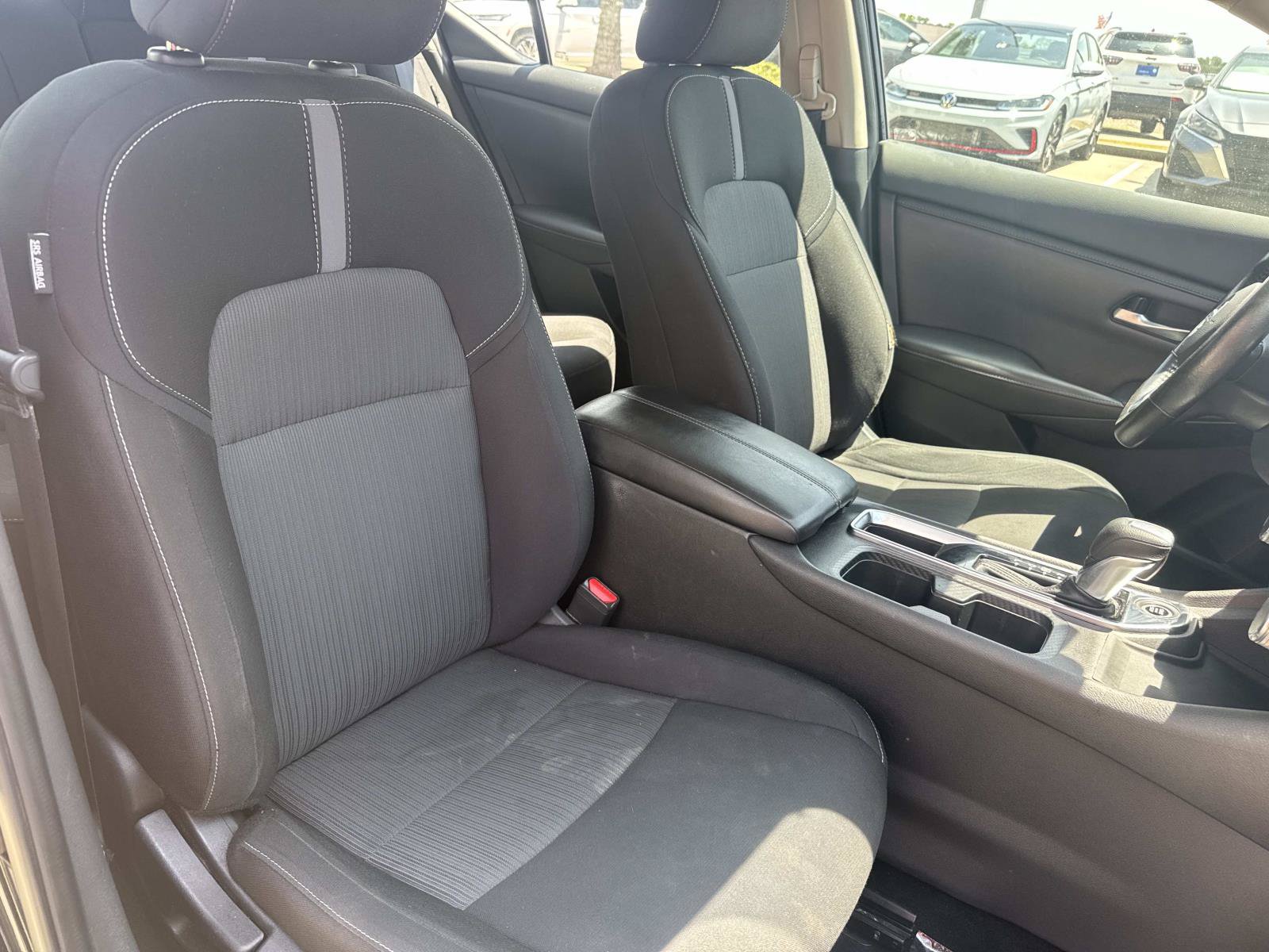 Used 2022 Nissan Sentra SV FWD image 11