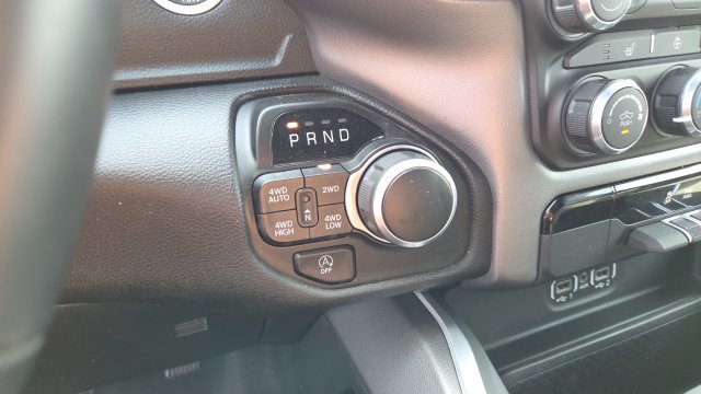 Used 2023 RAM 1500 Big Horn AWD/4WD image 16
