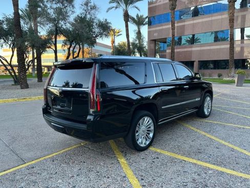 Used 2017 Cadillac Escalade ESV Platinum image 5